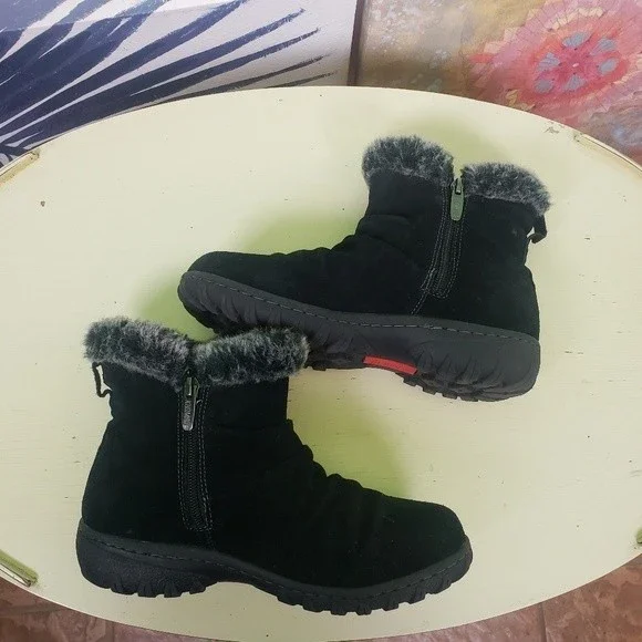 Khombu Women's Black Suede Gray Faux Fur Ankle Boots Size 7M - Picture 2 of 9